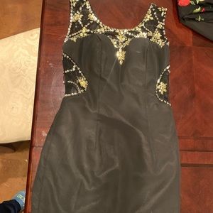 Black sequined homecoming dress